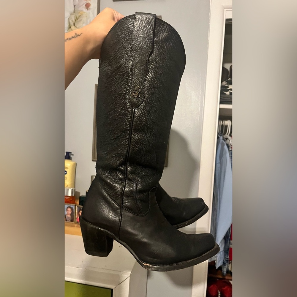 Black cowboy boots